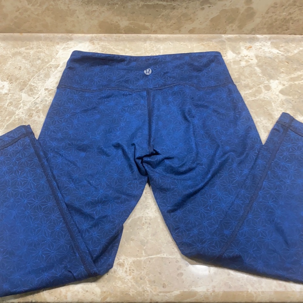 Lululemon Wunder Under Luxtreme Size 4